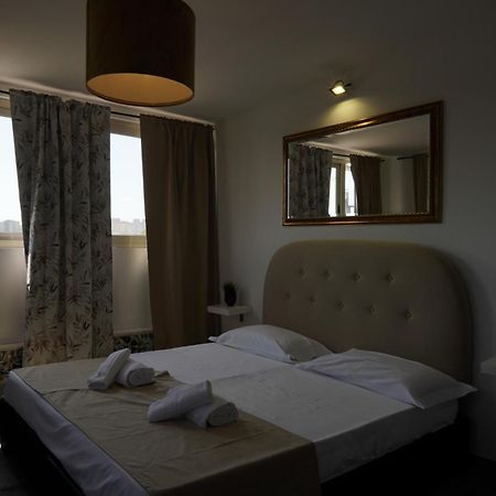 Airport Suite Catánia Buitenkant foto