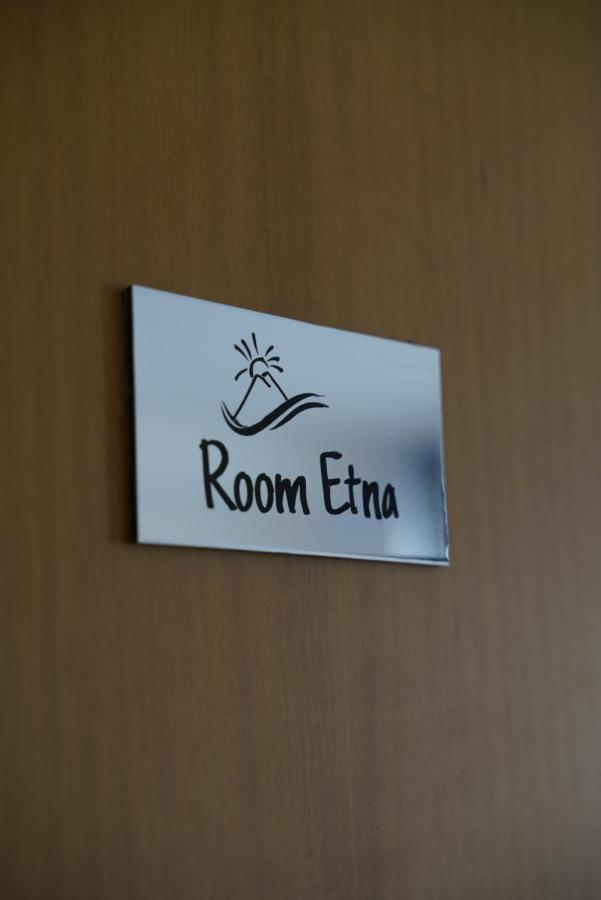Airport Suite Catánia Buitenkant foto