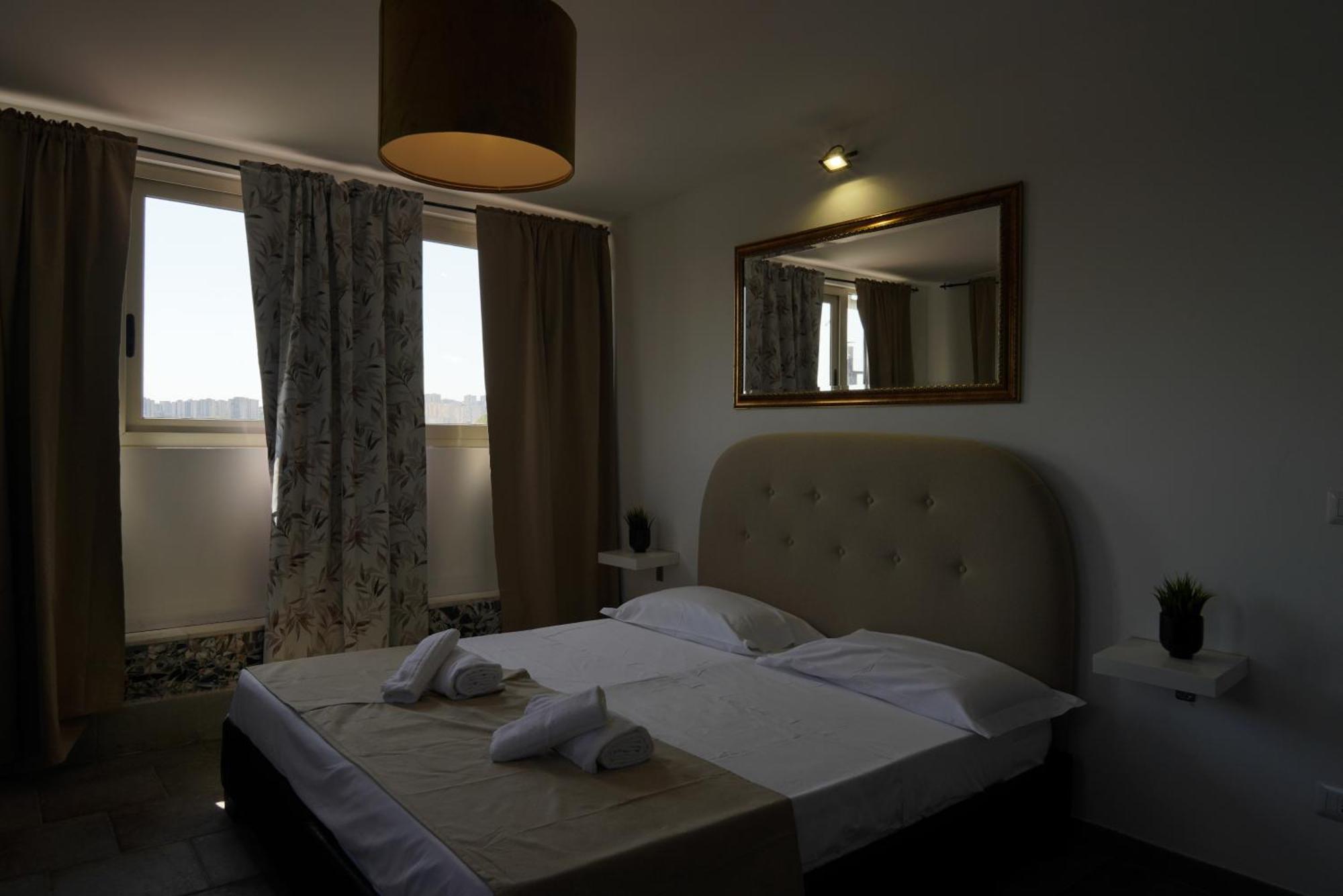 Airport Suite Catánia Buitenkant foto
